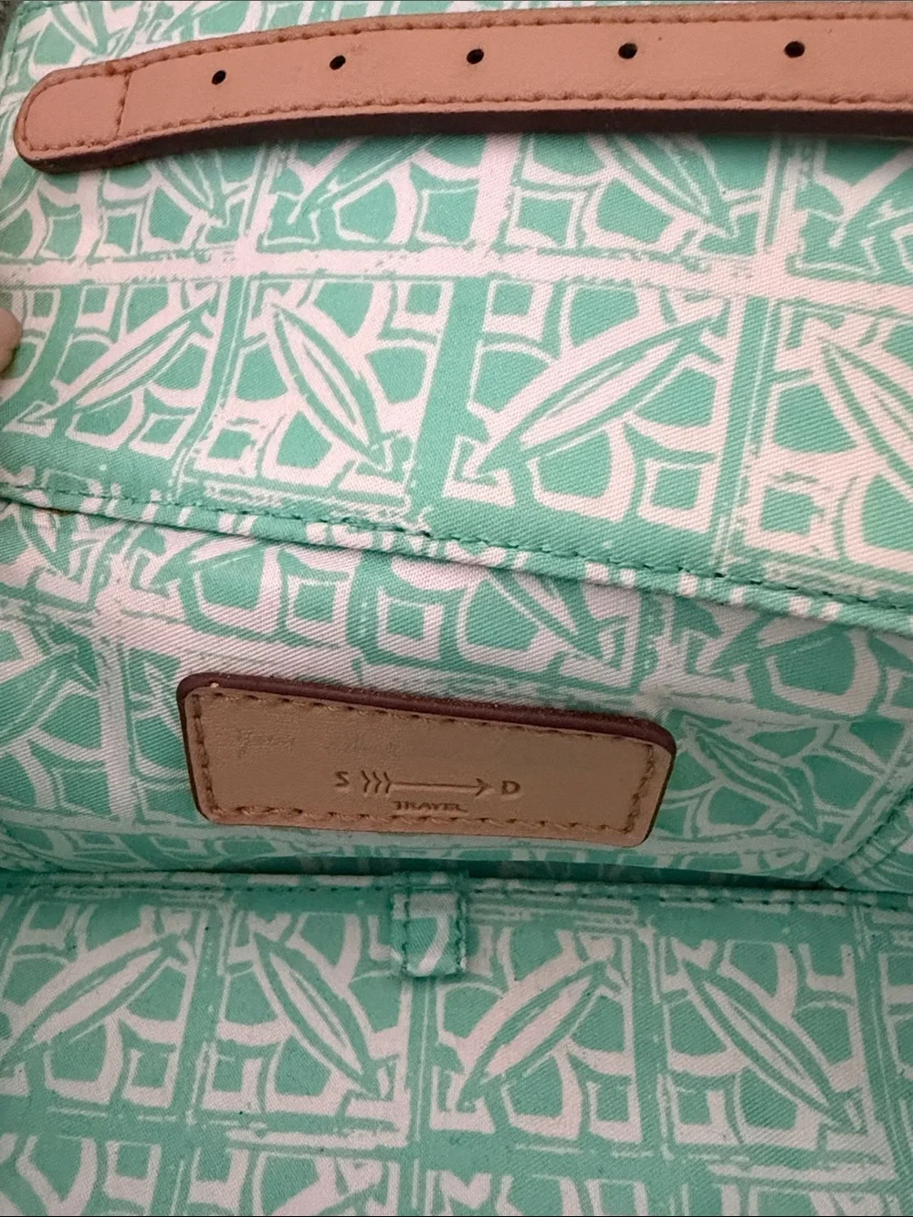 Stella & Dot Multicolor Ikat Cosmetic Case with Mint Trim